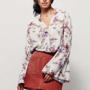 Free People Easy Girl Bell Sleeve Floral Blouse Top - Large in Floral Print